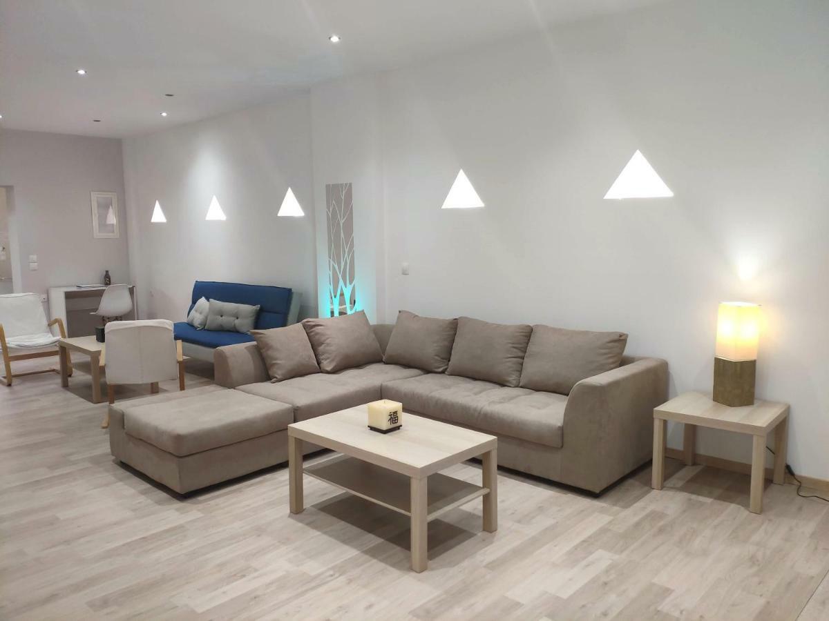 Neva Apartments By The Beach Makrýgialos エクステリア 写真